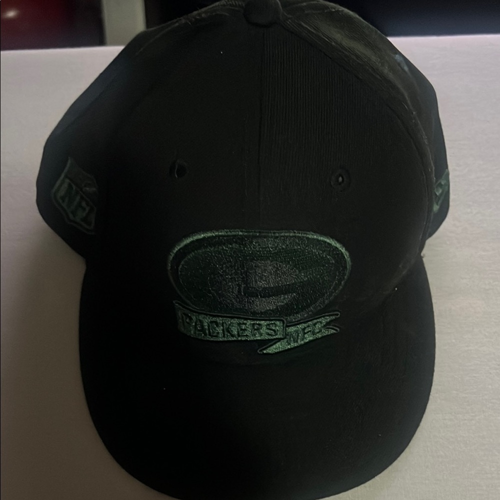 New Era Black 59FIFTY Cap with NFL Logo
Green Bay Packers NFC